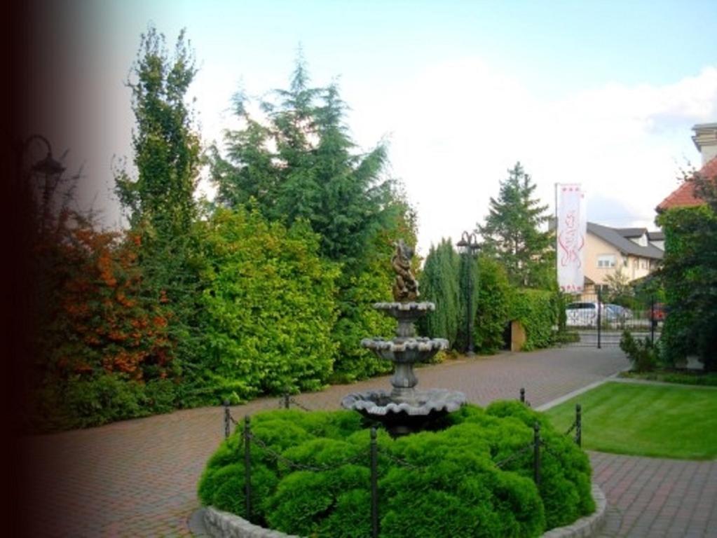 Pensjonat Zacisze Plewiska Exterior foto